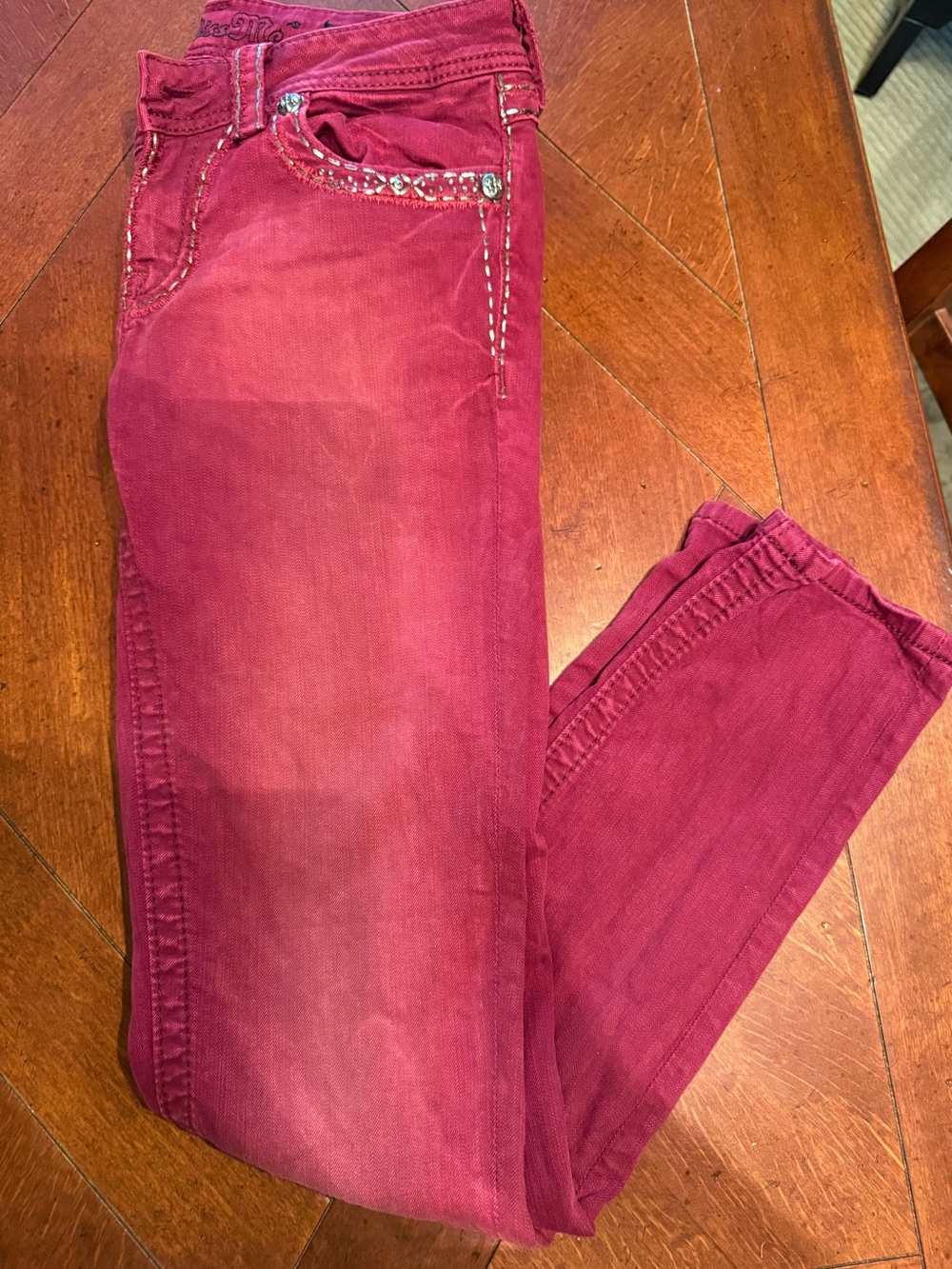 Miss Me Burgandy Red Skinny Jeans for women. Size 28 with 30” inseam